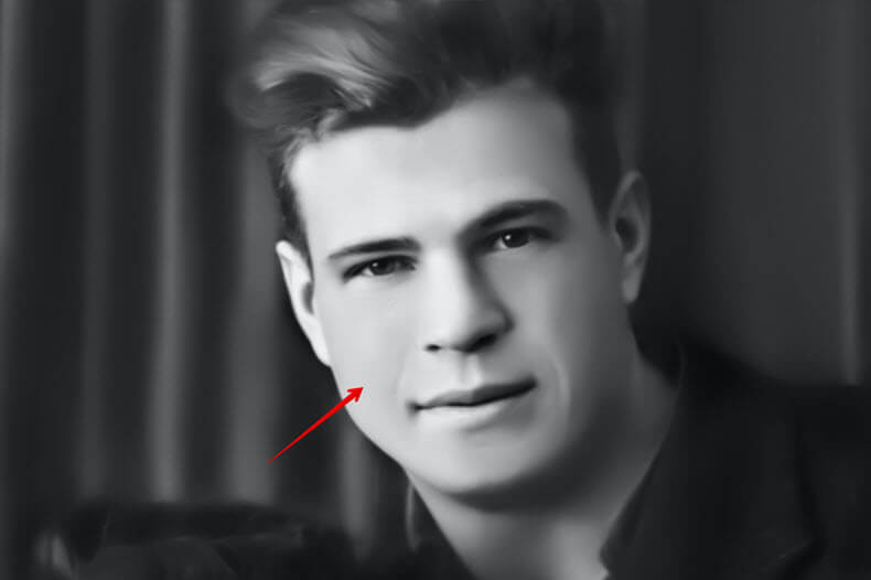 Close-up of image restoration with Smooth Photo Scanning